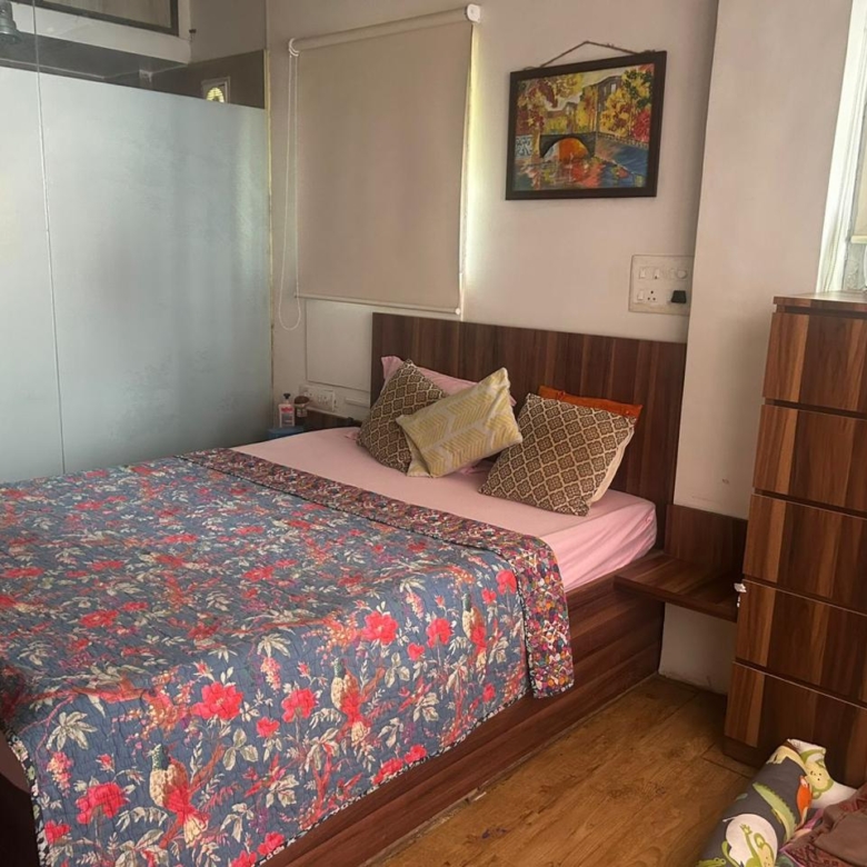 3 BHK Semi-Furnished Flat for Rent | 1500 Sq Ft | Bhosle Nagar, Pune