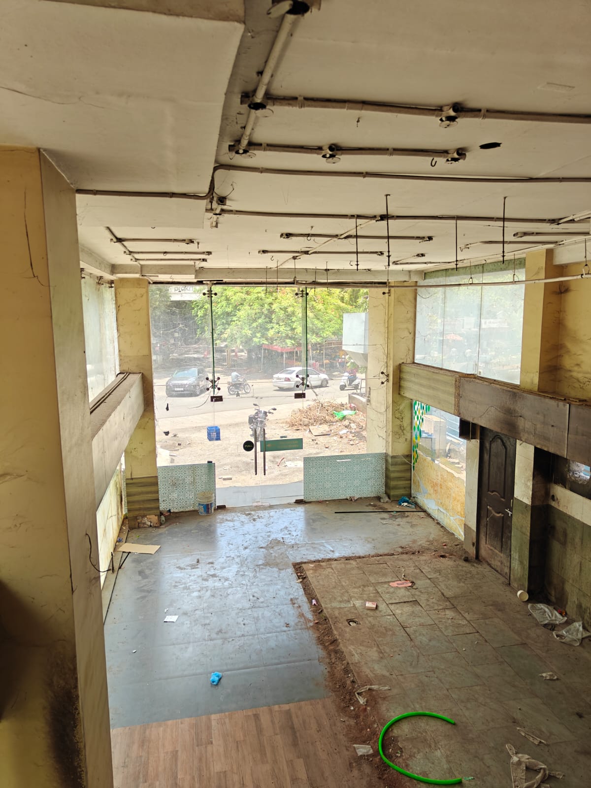 3000 Sq.Ft. Road-Facing Commercial Showroom Space for Rent – Baner Road