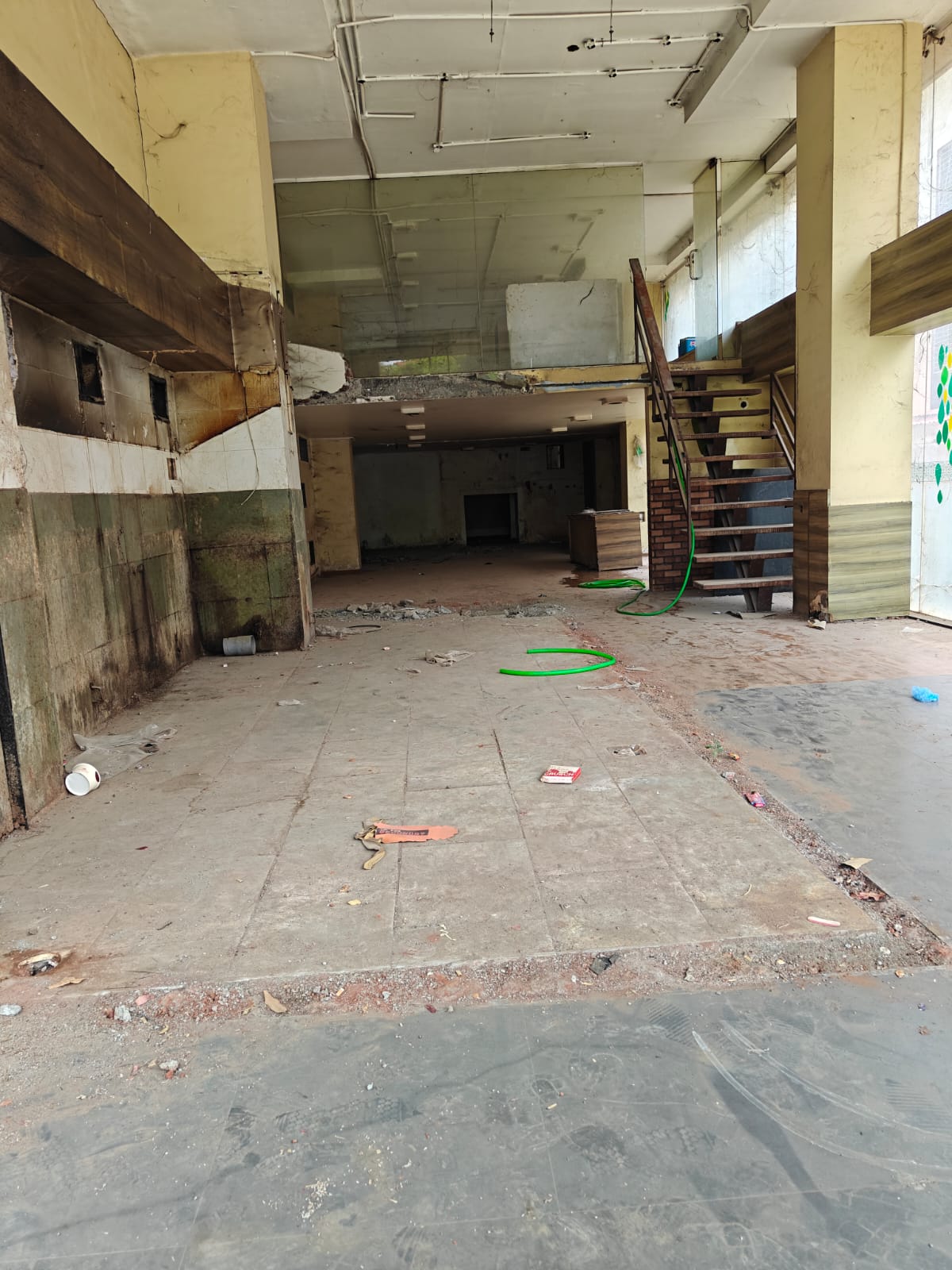 3000 Sq.Ft. Road-Facing Commercial Showroom Space for Rent – Baner Road