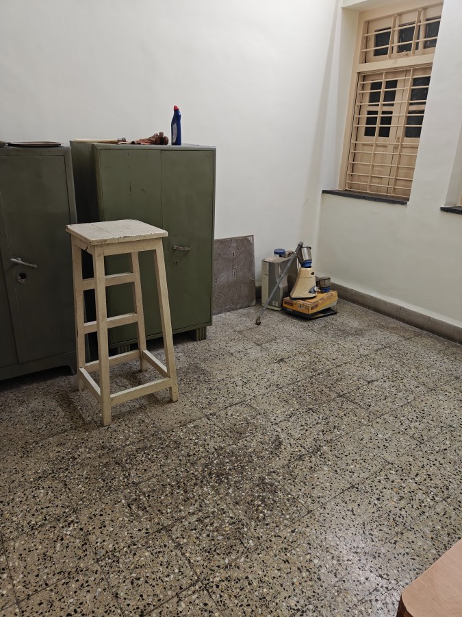 3 bhk flat for office use Deccan , near Gupte Hospital